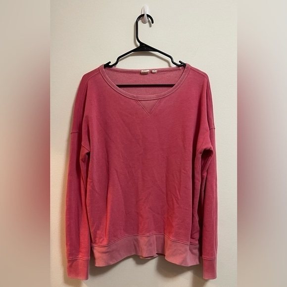 GAP Tops - GAP - Women’s Slouchy Pullover Lightweight Sweatshirt- Winterberry - Size M